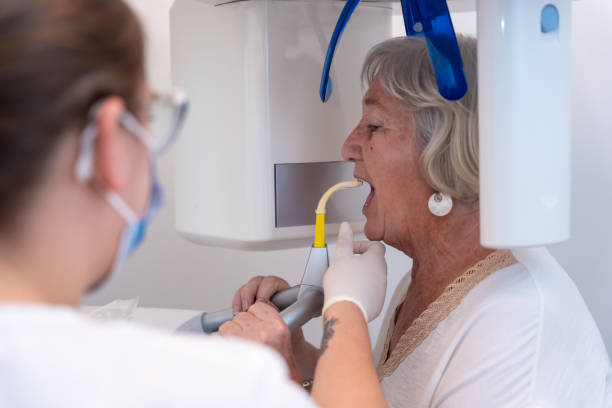 Best Emergency Gum Treatment in Nelsonville, OH